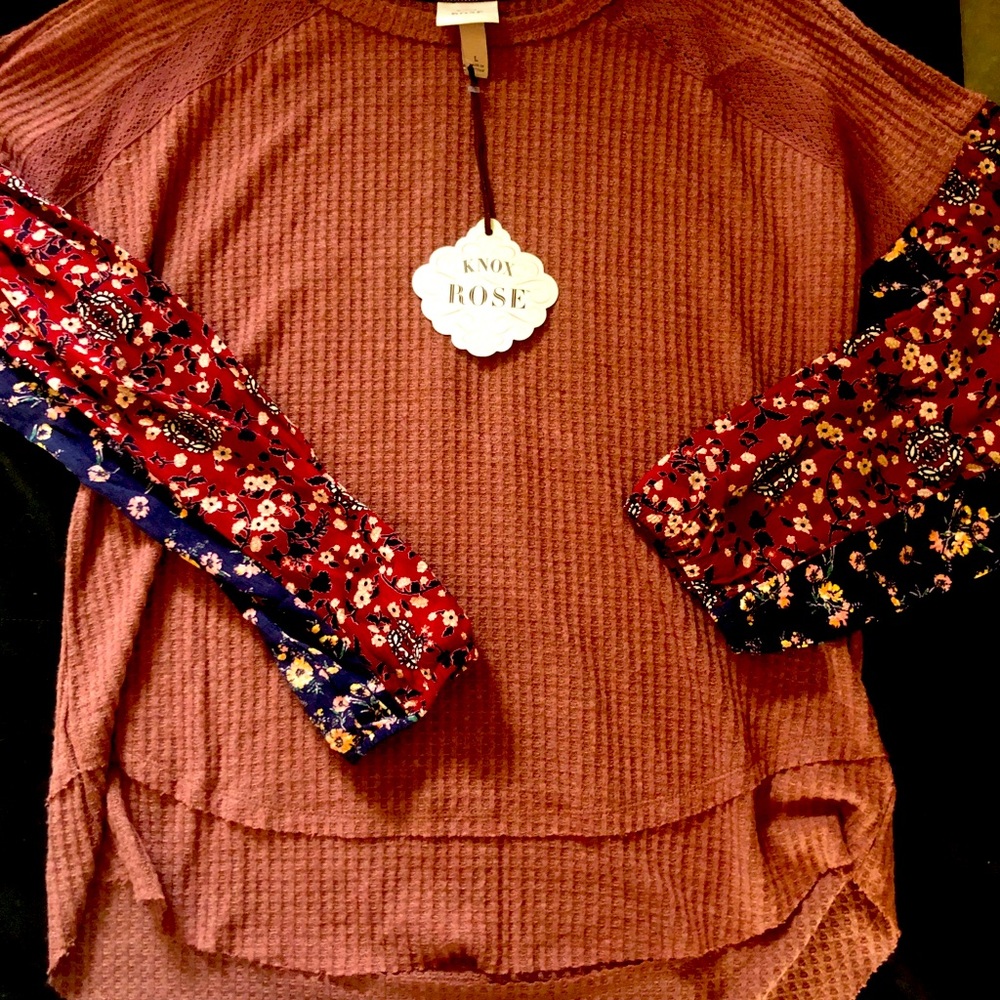 Long sleeve winter top full length arms